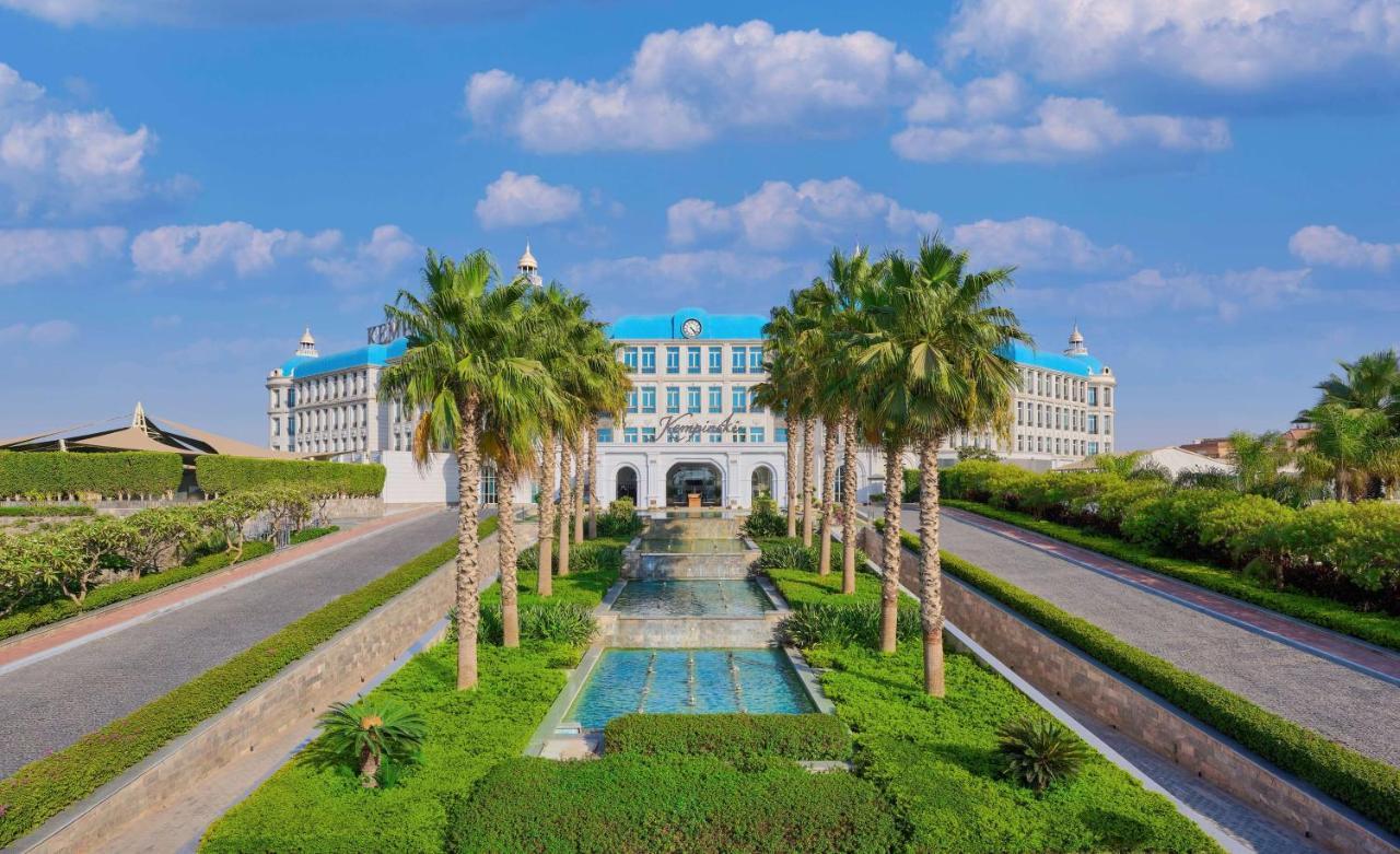รอยัล แม็กซิม พาเลซ เคมปินสกี้ ไคโร Hotel ภายนอก รูปภาพ Sheraton Baku